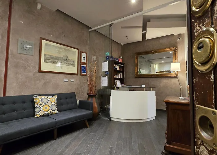 77 Oda ve Kahvaltı Roma
