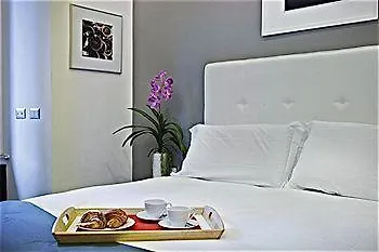 77 Oda ve Kahvaltı 4*